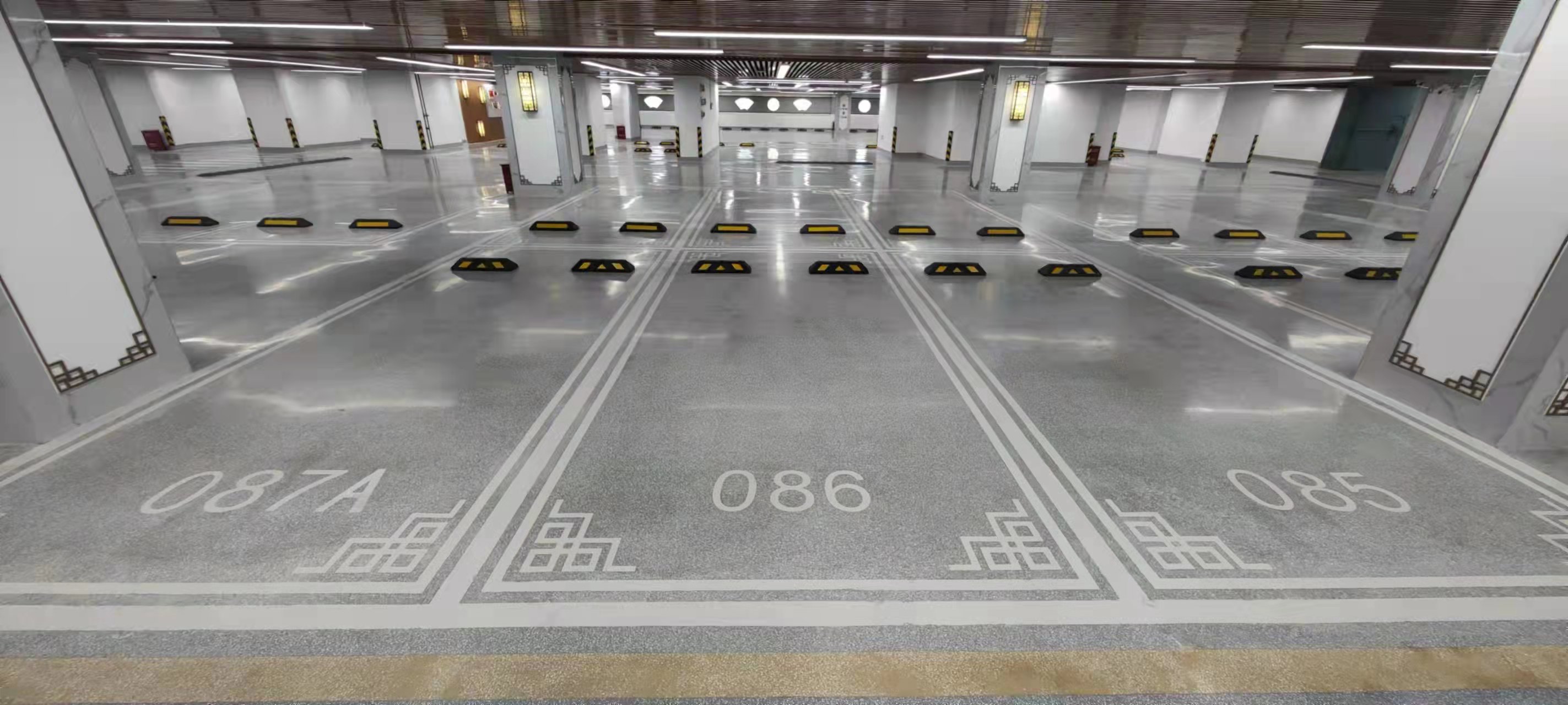 無機磨石地坪-地下車庫案例圖片